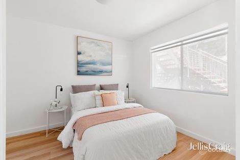 Property photo of 2/2-4 Thomson Street Northcote VIC 3070