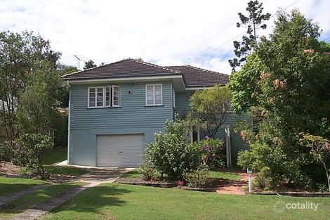 18 Ernest St, Camp Hill, QLD 4152