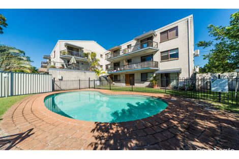 2/14 Brett Ave, Labrador, QLD 4215