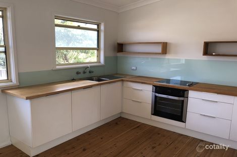 Property photo of 2/4 Hamilton Road Thirroul NSW 2515
