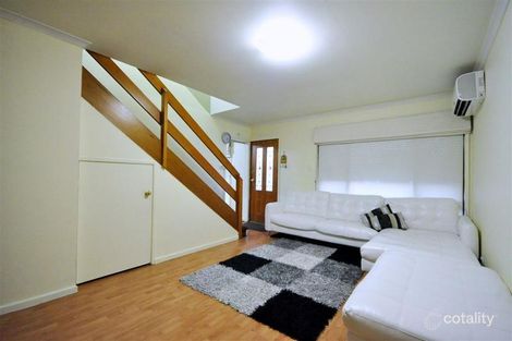 Property photo of 2/103-105 Mickleham Road Tullamarine VIC 3043