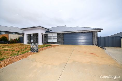 Property photo of 32 Coates Drive Kelso NSW 2795