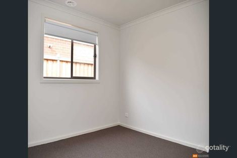 Property photo of 8 Rabbit Crescent Werribee VIC 3030