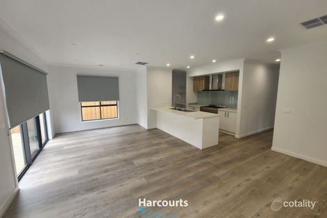 58 Feathertop Cres, Donnybrook, VIC 3064