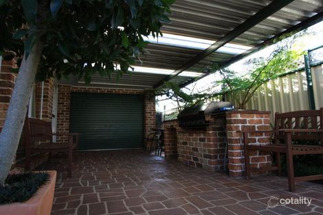 Property photo of 70 Archibald Crescent Rosemeadow NSW 2560