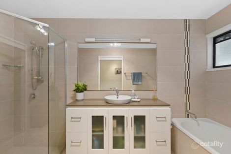 Property photo of 14 Eaglie Street Chapel Hill QLD 4069