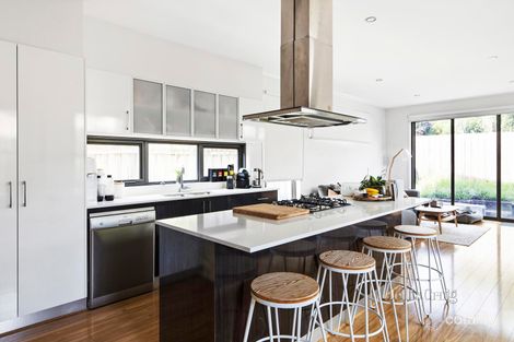Property photo of 32A Townsend Street Ivanhoe East VIC 3079