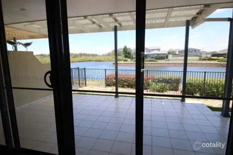 Property photo of 1/3 Ulmarra Close Harrington NSW 2427