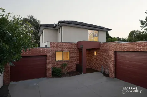 Property photo of 2/449 Middleborough Road Box Hill North VIC 3129