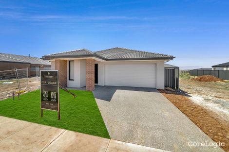 Property photo of 33 Locust Circuit Tarneit VIC 3029