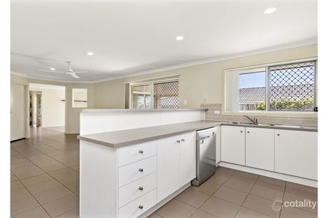 Property photo of 40 Pepper Tree Drive Holmview QLD 4207