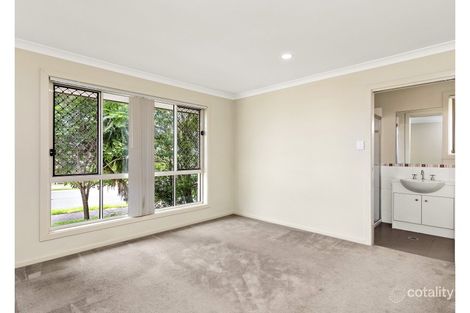 Property photo of 40 Pepper Tree Drive Holmview QLD 4207