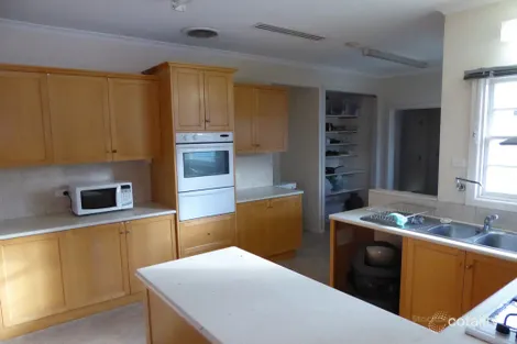 203 Waiora Rd, Heidelberg Heights, VIC 3081