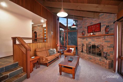 Property photo of 1 Eurah Place Eltham VIC 3095