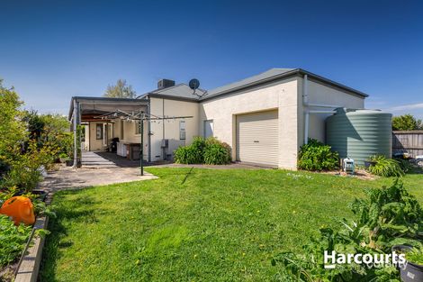 Property photo of 21 Stirling Circuit Beaconsfield VIC 3807
