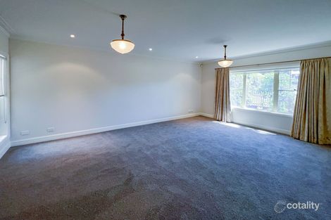 Property photo of 26 Fernhurst Grove Kew VIC 3101