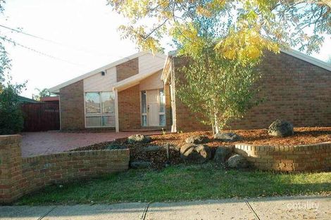 27 Parkdale Dr, Carrum Downs, VIC 3201