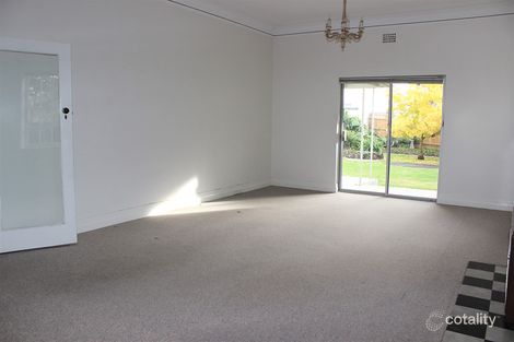 Property photo of 10 Highton Grove Deepdene VIC 3103