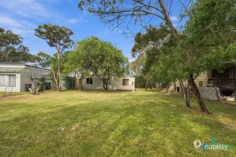 14 National Park Rd, Loch Sport, VIC 3851