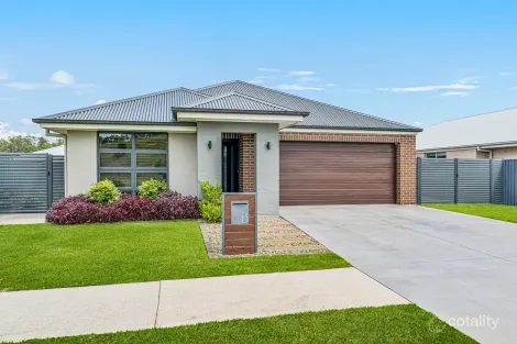 13 Day Cct, Thrumster, NSW 2444