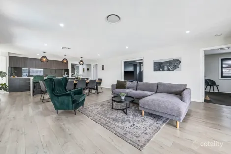 Property photo of 13 Day Circuit Thrumster NSW 2444