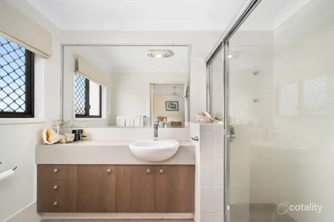 Property photo of 5/18 Nambucca Close Murrumba Downs QLD 4503