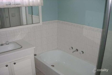 Property photo of 32 Wahroonga Avenue Keysborough VIC 3173