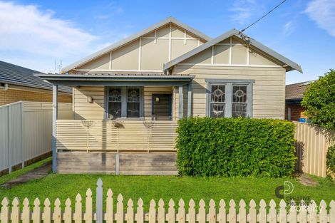 84 Roxburgh St, Stockton, NSW 2295