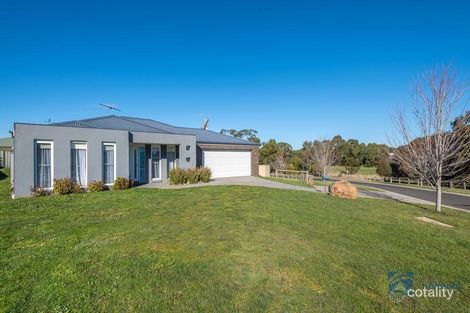 Property photo of 5 Natures Run Kilmore VIC 3764