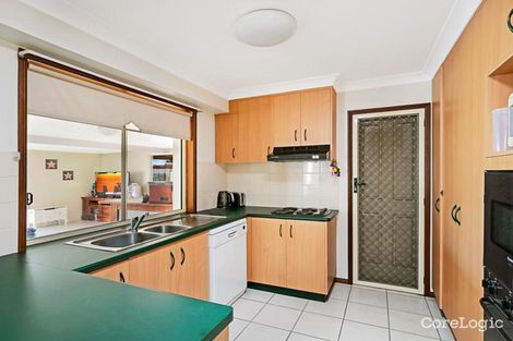 Property photo of 22 Gainsborough Drive Glenvale QLD 4350