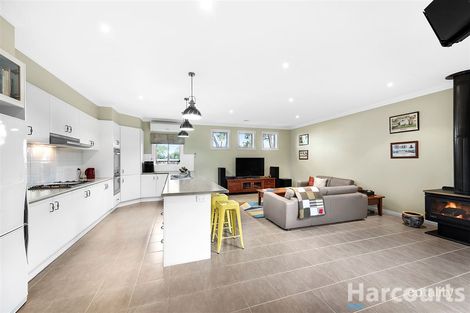 Property photo of 8 Saunders Crescent Epping VIC 3076