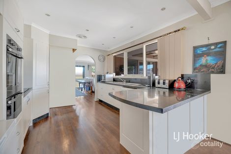 Property photo of 1 Olive Place Melton West VIC 3337