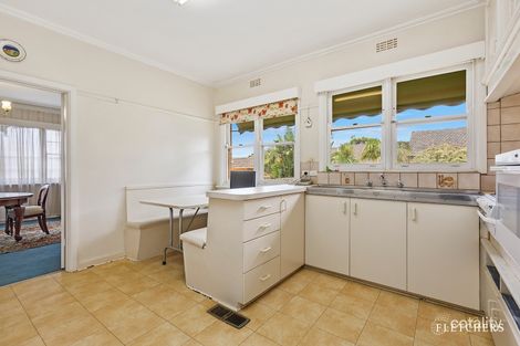 Property photo of 6 Hotham Court Mont Albert VIC 3127