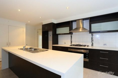 Property photo of 15 Reidel Avenue Pakenham VIC 3810