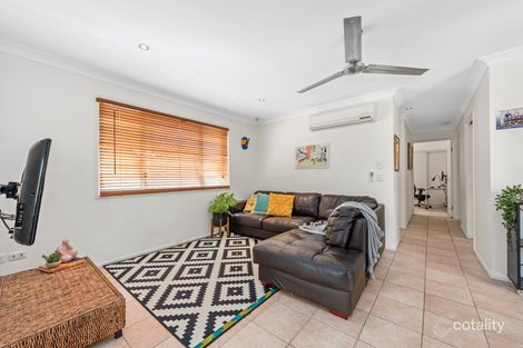 Property photo of 6 Seinfeld Close McDowall QLD 4053