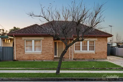 8 Kingborn Ave, Seaton, SA 5023