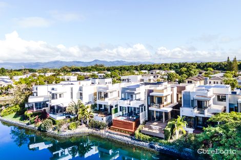 Property photo of 6067 Lugano Drive Hope Island QLD 4212