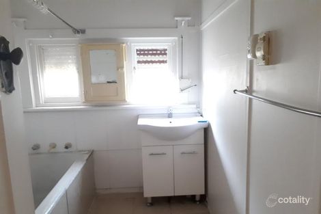 Property photo of 582 Cabramatta Road West Mount Pritchard NSW 2170