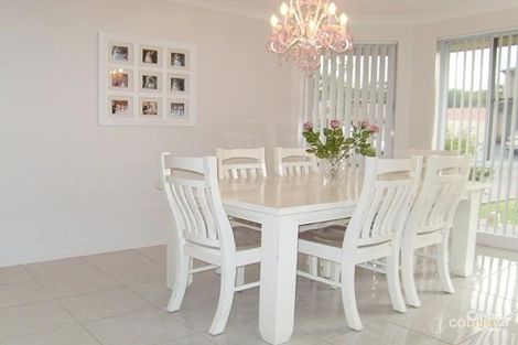 Property photo of 17 Redmond Circuit Cameron Park NSW 2285