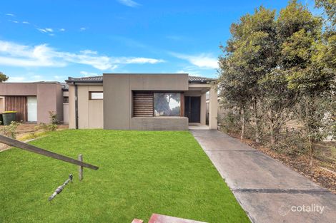 Property photo of 5 Beachside Crescent Point Cook VIC 3030