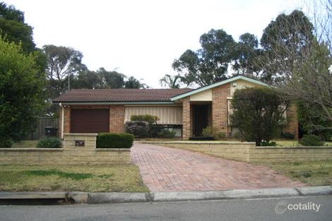 1 Dryberry Ave, St Clair, NSW 2759