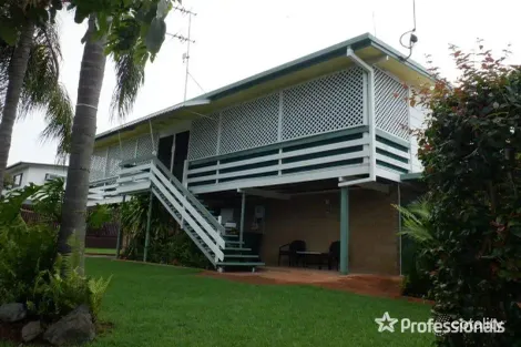 Property photo of 2/4 Bedsor Street West Gladstone QLD 4680