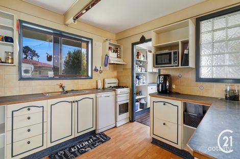Property photo of 5 Honeysuckle Street Forbes NSW 2871