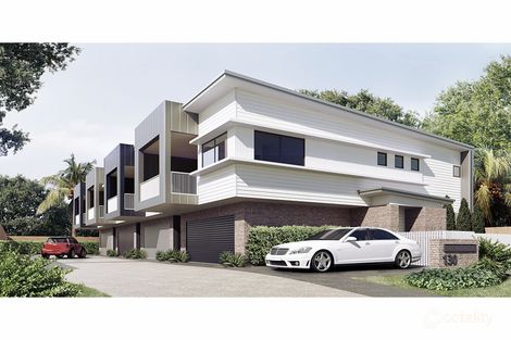 2/130 Eugaree St, Southport, QLD 4215