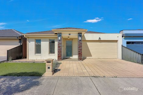 Property photo of 18 Biltmore Crescent Roxburgh Park VIC 3064