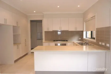 Property photo of 13 Kauri Court Croydon VIC 3136