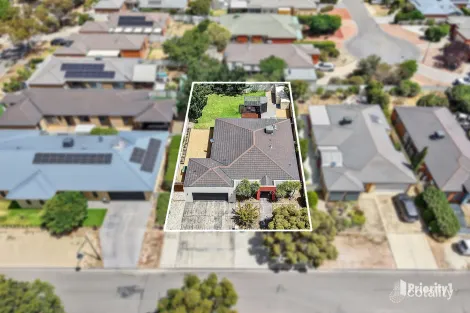 15 BLACK WATTLE AVE, EPSOM, VIC 3551