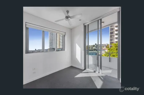 1037/16 Hamilton Pl, Bowen Hills, QLD 4006