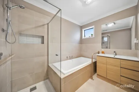 Property photo of 21 Kensington Drive Shepparton VIC 3630