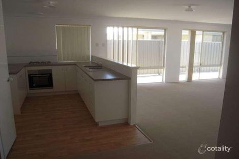 Property photo of 24 Spinebill Drive Swan View WA 6056